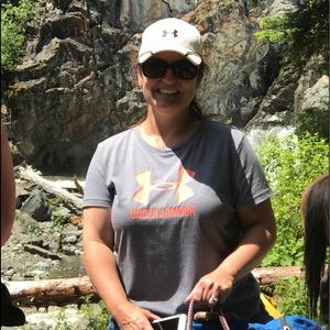 Meet your Posher, Valerie